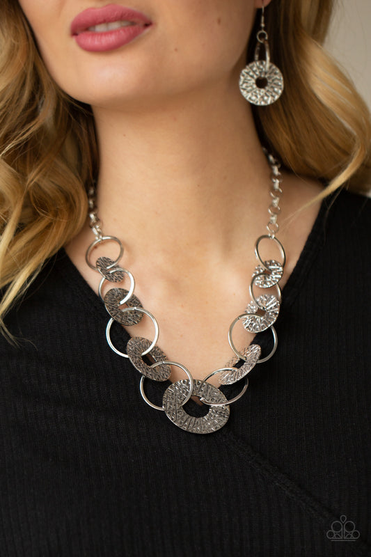 Industrial Envy - Silver Necklace  - Paparazzi Accessories - Paparazzi Accessories 